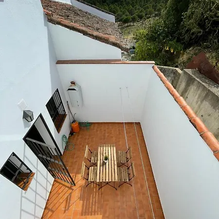 Agradable Casa Rural Con Chimenea En Interior Higuera De La Sierra  Buitenkant foto